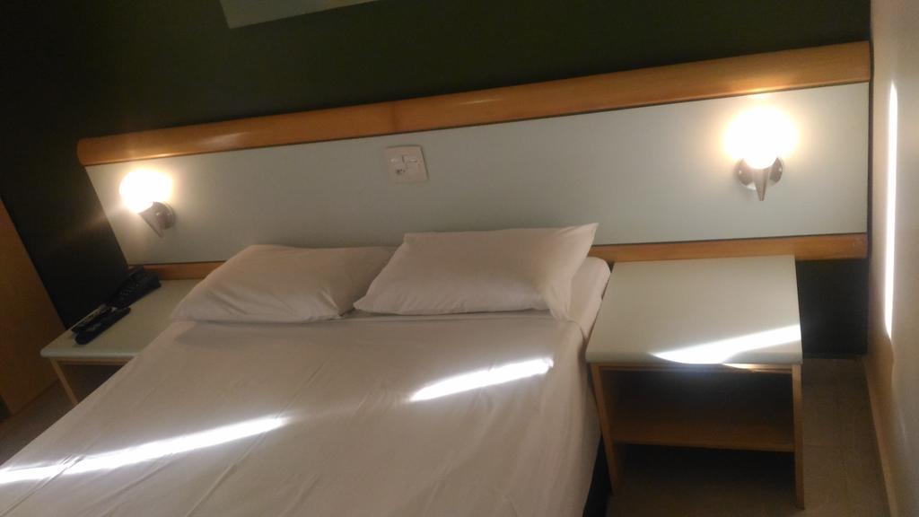 Apart Hotel Quartier Latin วิตอเรีย ภายนอก รูปภาพ